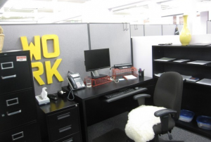 jm-allcreated-decorate-your-cubicle-office-space-25