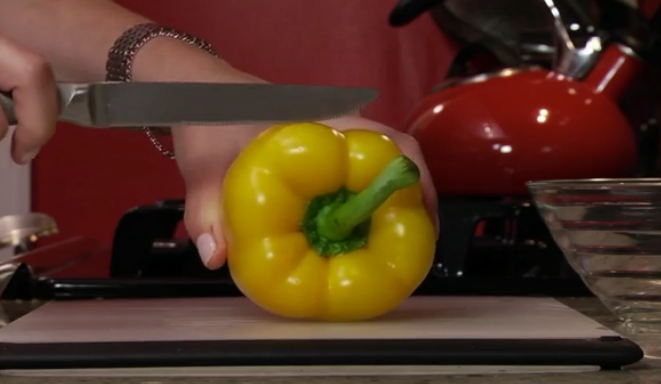 jm-allcreated-cutting-bell-peppers