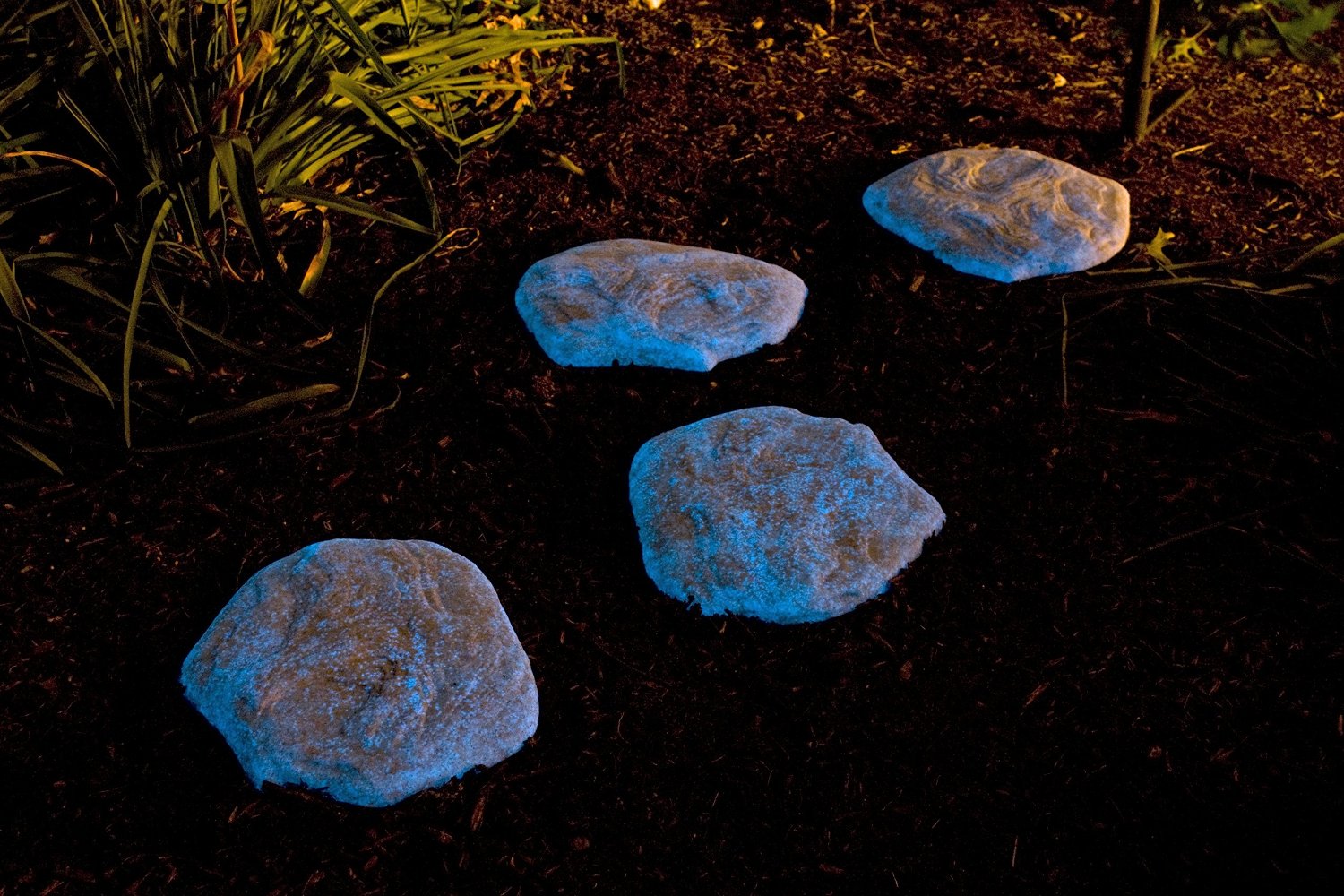 Glow in the Dark Paints on Rocks, Tips to get Started
