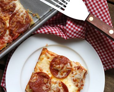 All Created - Low Carb Pan Pizza