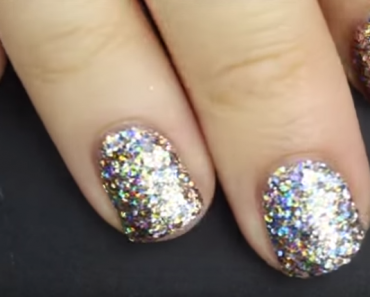 All Created - How to Apply Glitter Nail Polish