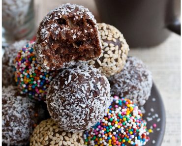 All Created - Chocolate Energy Balls