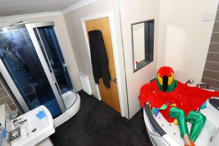 Man Dresses Up Like Parrot To Sell His House _ bathtub _ all created