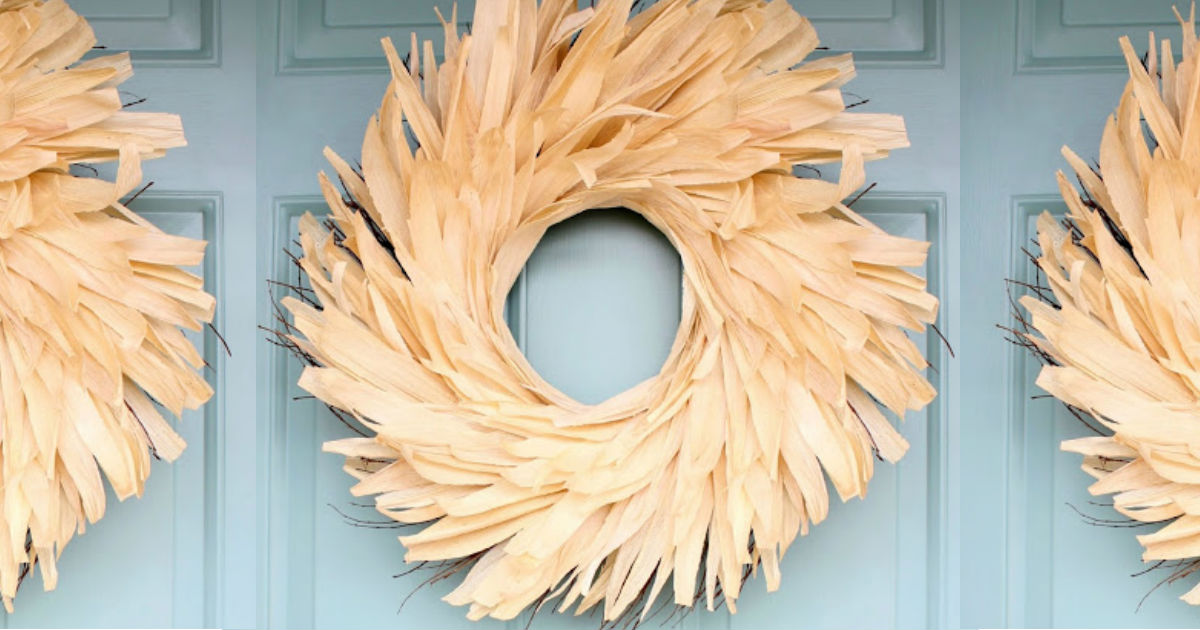 The Prettiest Fall Corn Husk Wreath! - Design Improvised